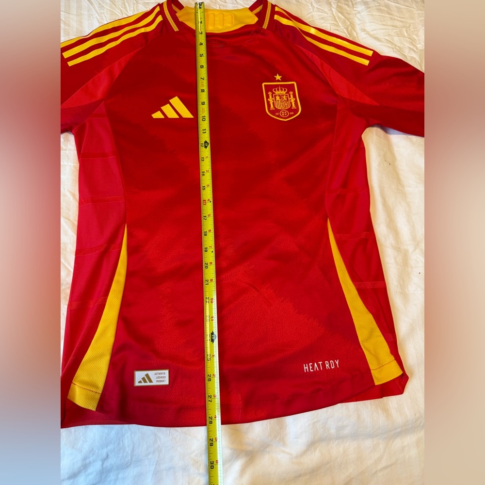 Spain National Team Soccer Jersey - Picture 6 of 7